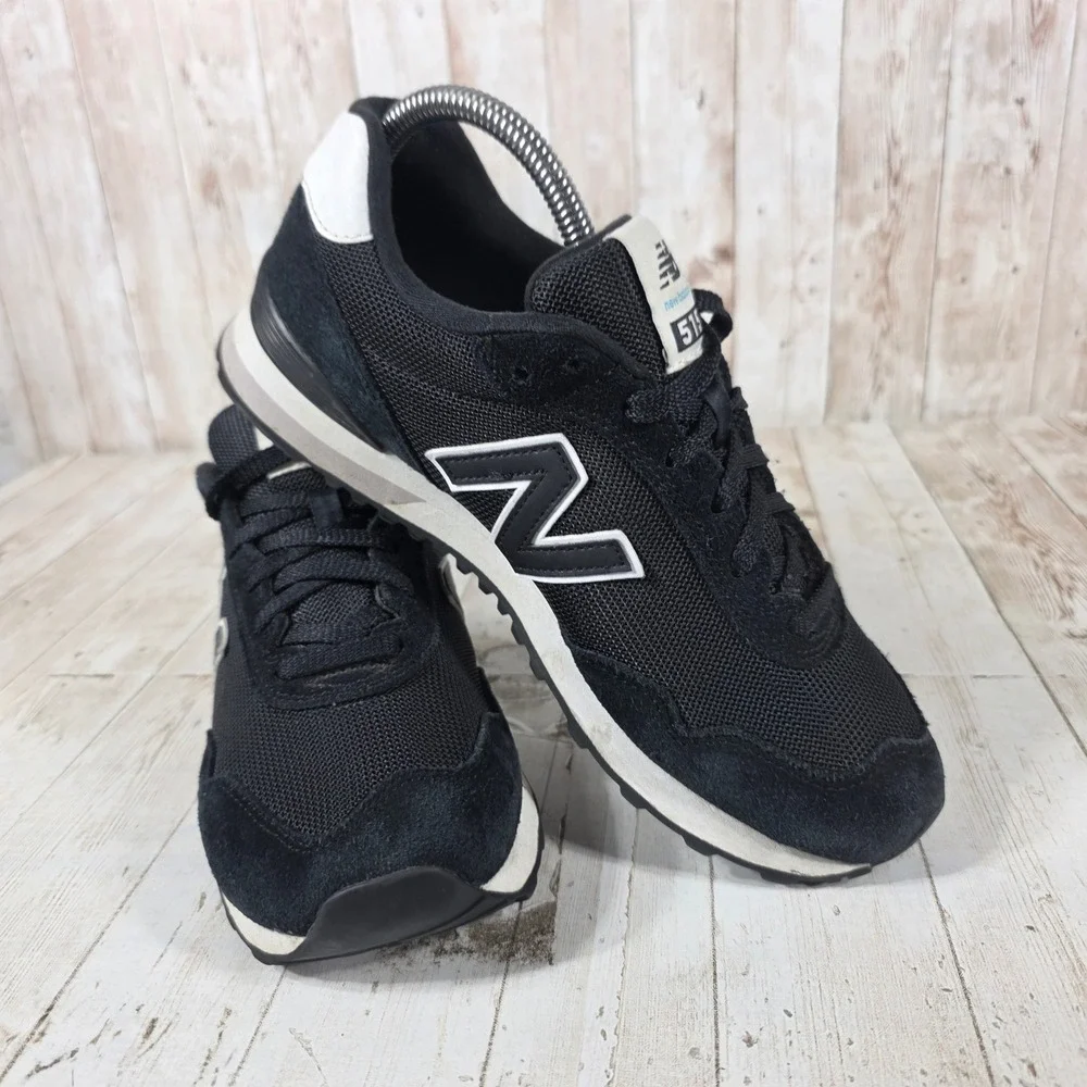 New Balance Black and White Men's Sneakers